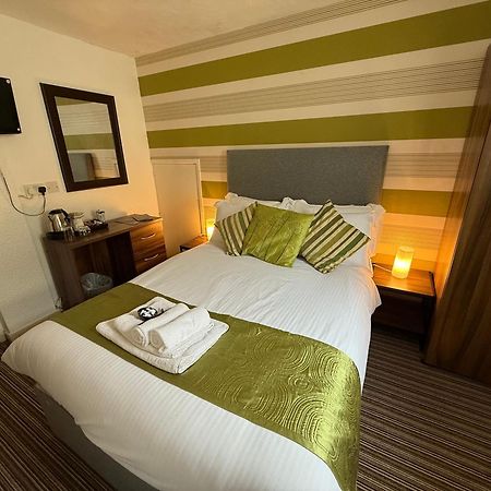 Delovely Hotel 블랙풀 외부 사진